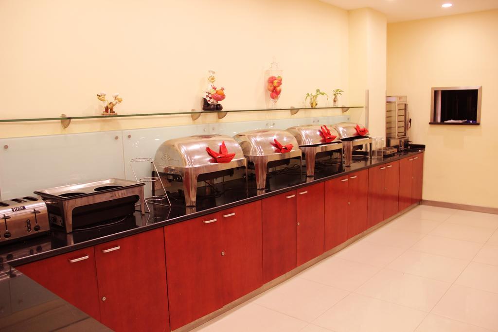 Hanting Express Beijing Guomao Екстериор снимка
